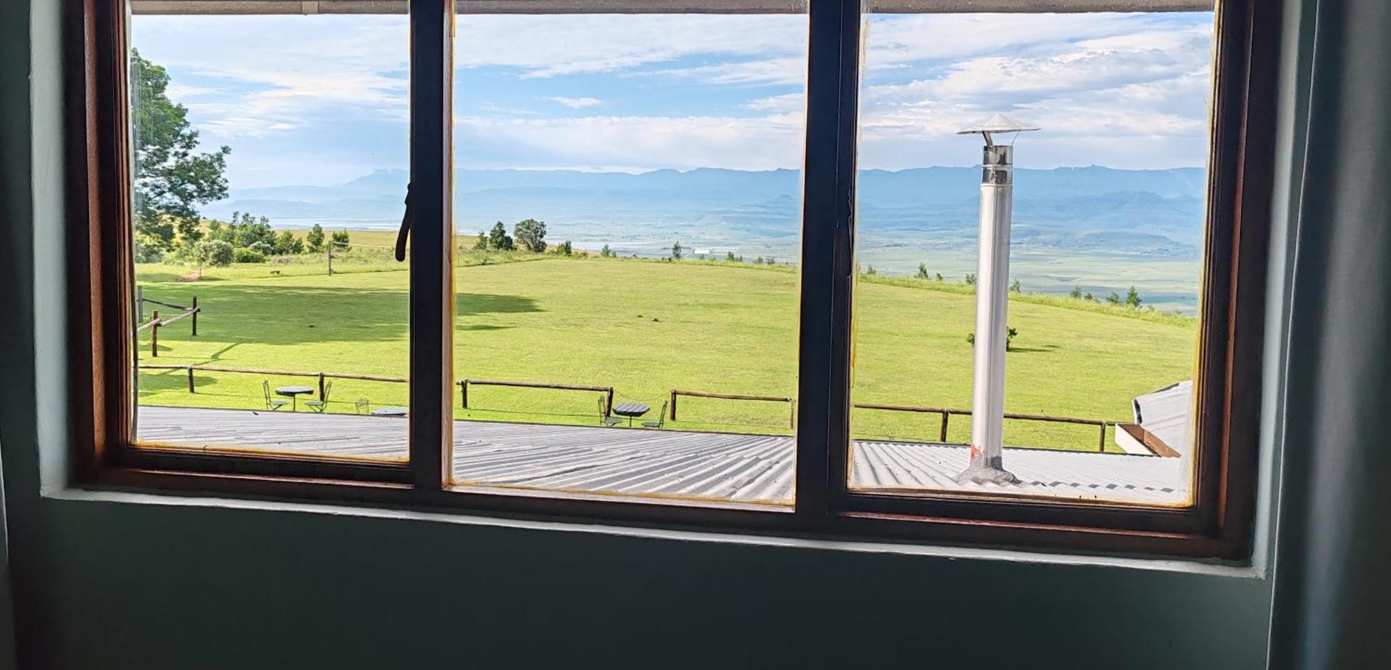 Drakensberg Mountain Retreat Guest House Bergville Bagian luar foto