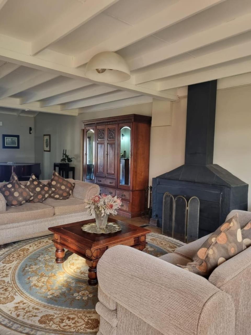 Drakensberg Mountain Retreat Guest House Bergville Bagian luar foto